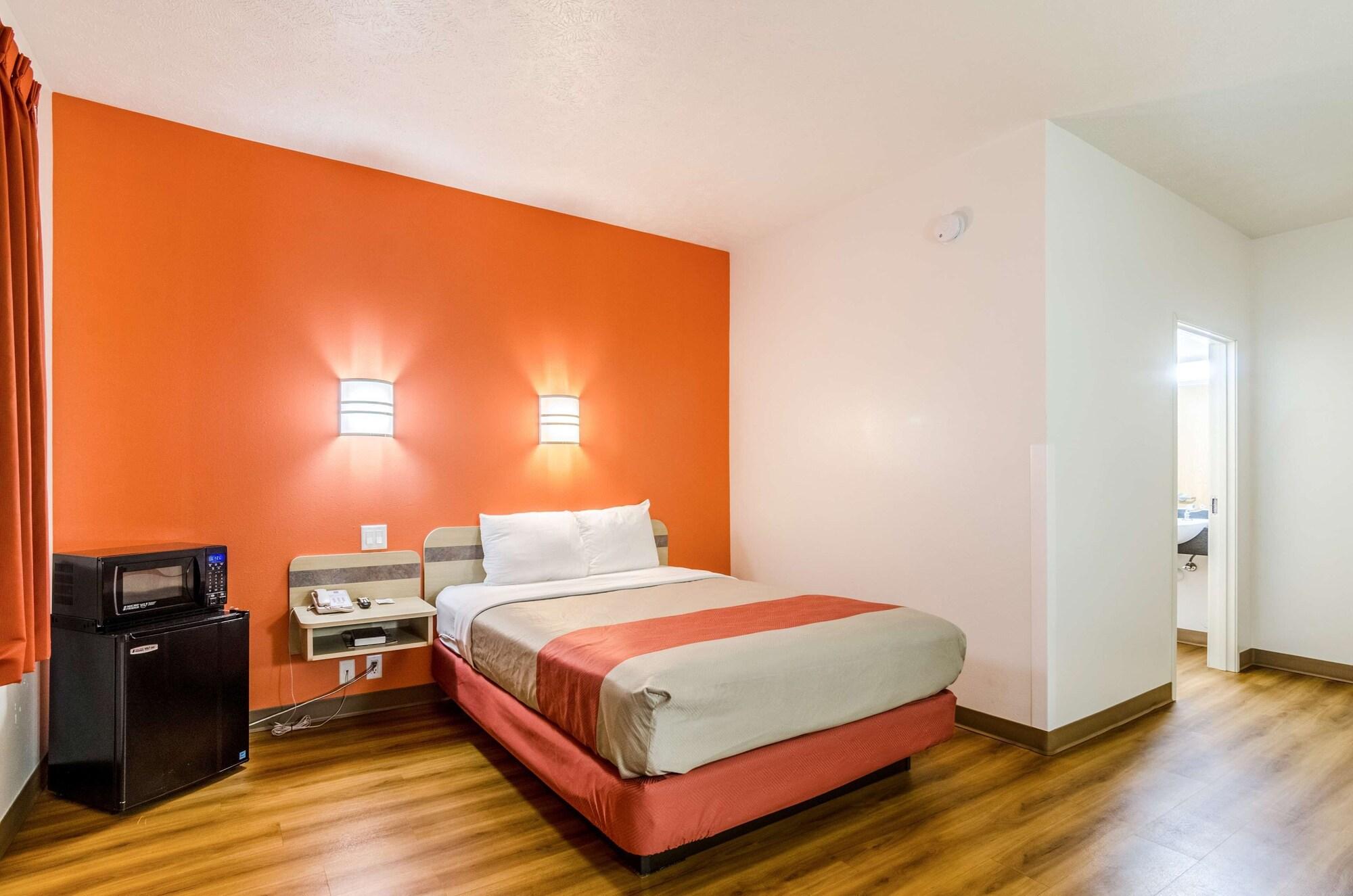 Motel 6-Kearney, Ne מראה חיצוני תמונה