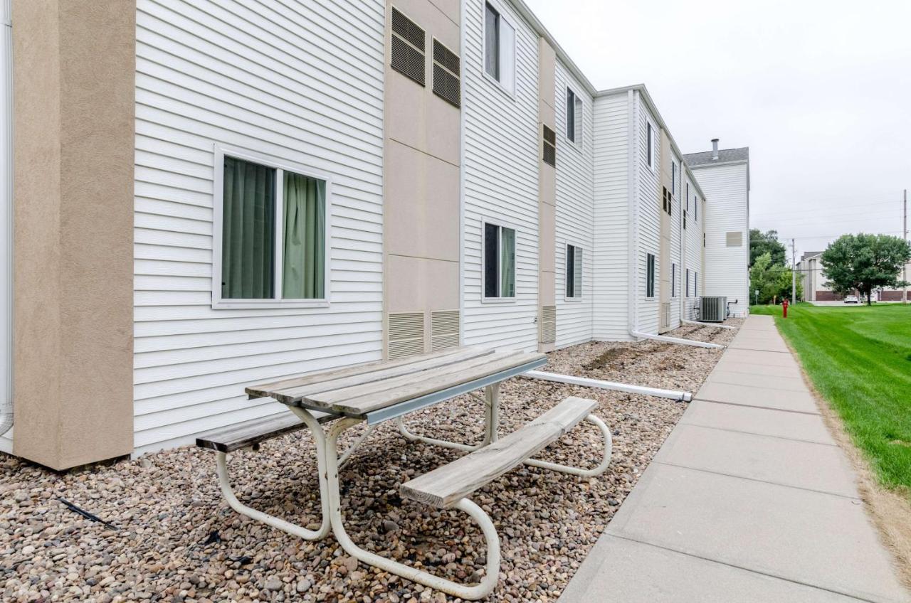 Motel 6-Kearney, Ne מראה חיצוני תמונה